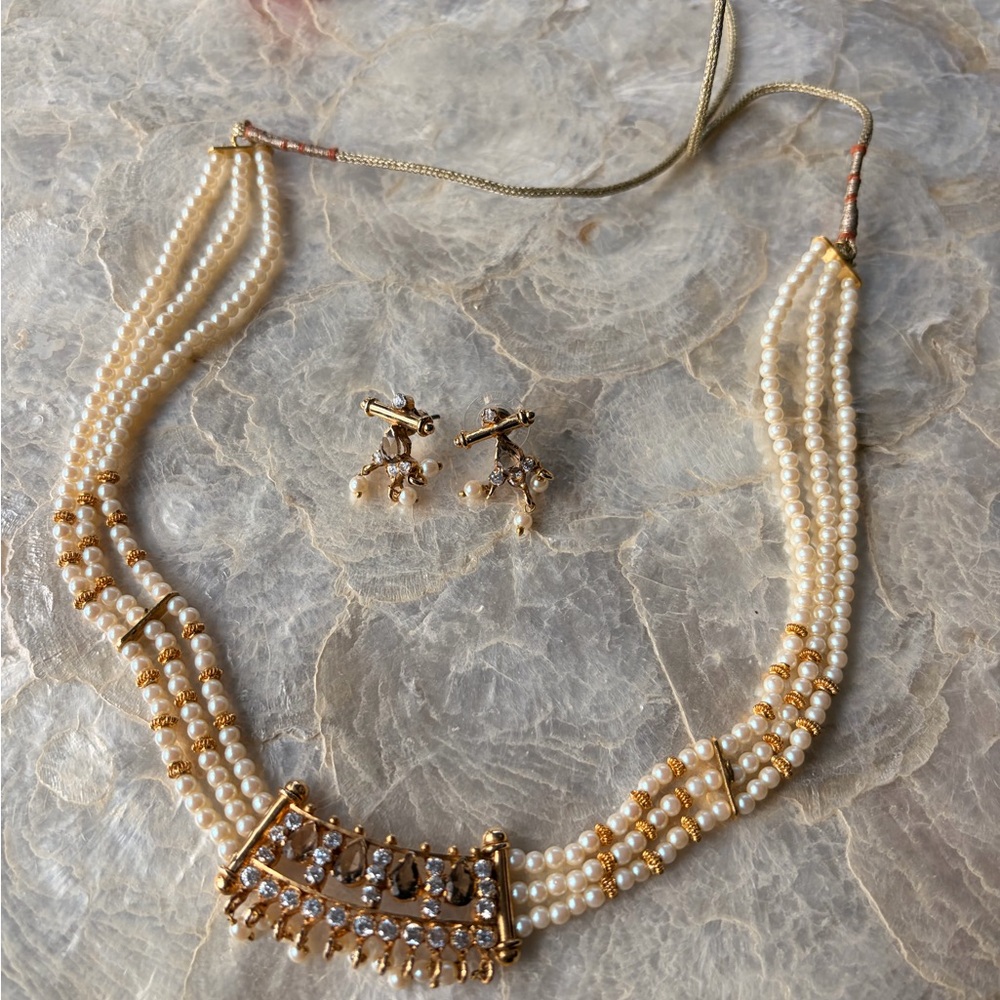 Pearl and Gold Jewelry Set